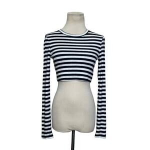 Michelle blue silver stripes long sleeves crop top size small